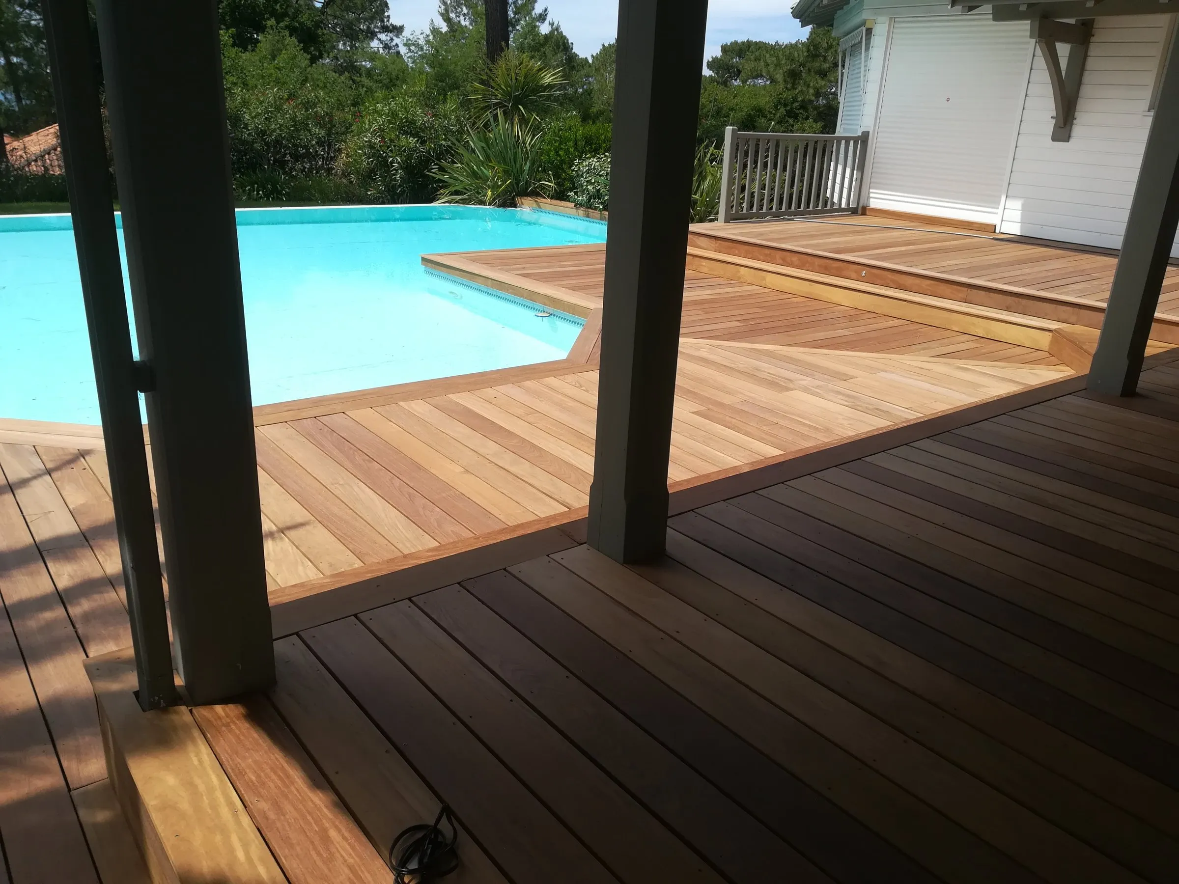Terrasse en bois réalisée par SR Aménagement
