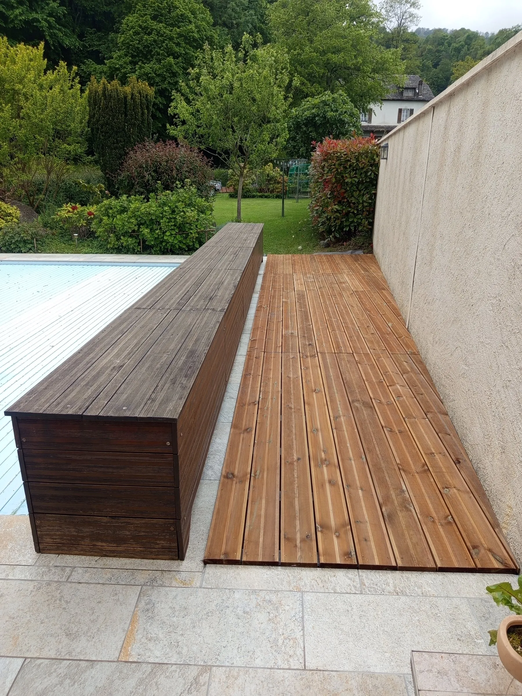 Terrasse en bois réalisée par SR Aménagement