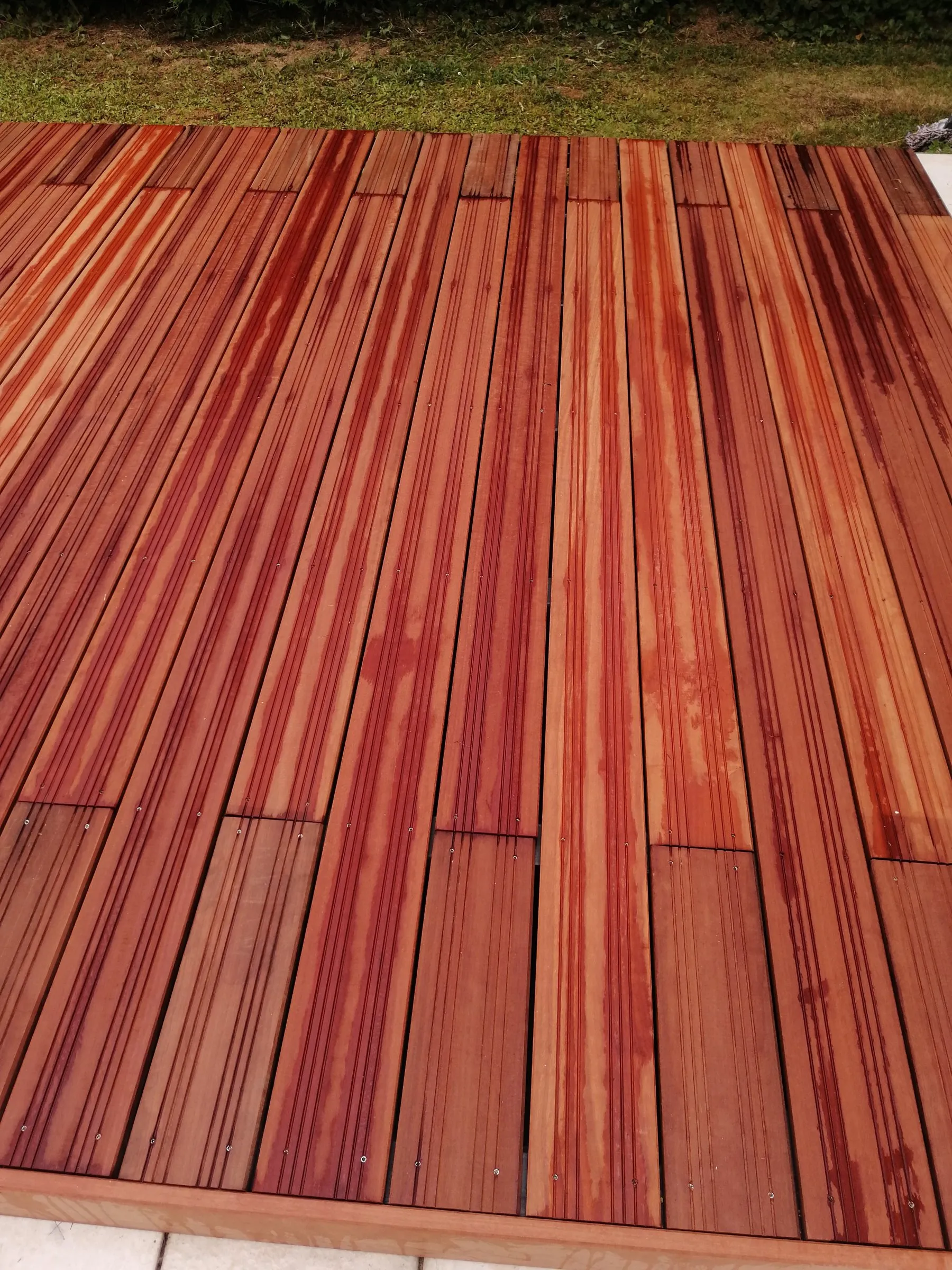 Terrasse en bois réalisée par SR Aménagement