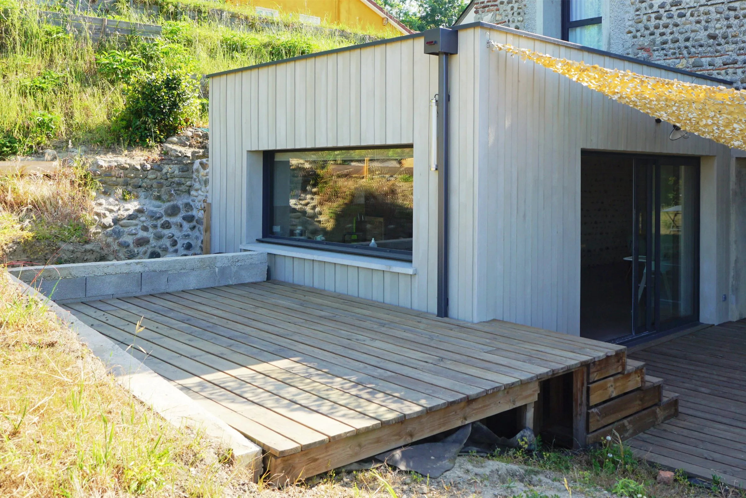 Terrasse en bois réalisée par SR Aménagement